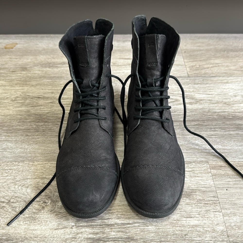Women’s Camper combat lace up black leather boots sz 6